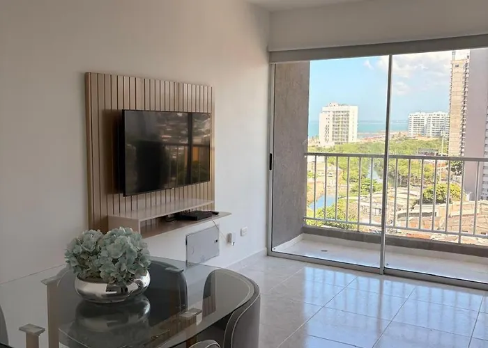 Brand New Apartment Near The Beach And Historic Center